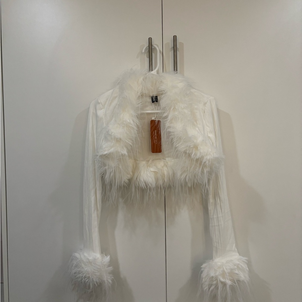 Elegant White Faux Fur Cropped Cardigan